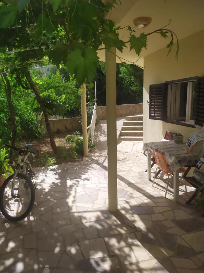 Guesthouse Wish Stari Grad  Exterior photo
